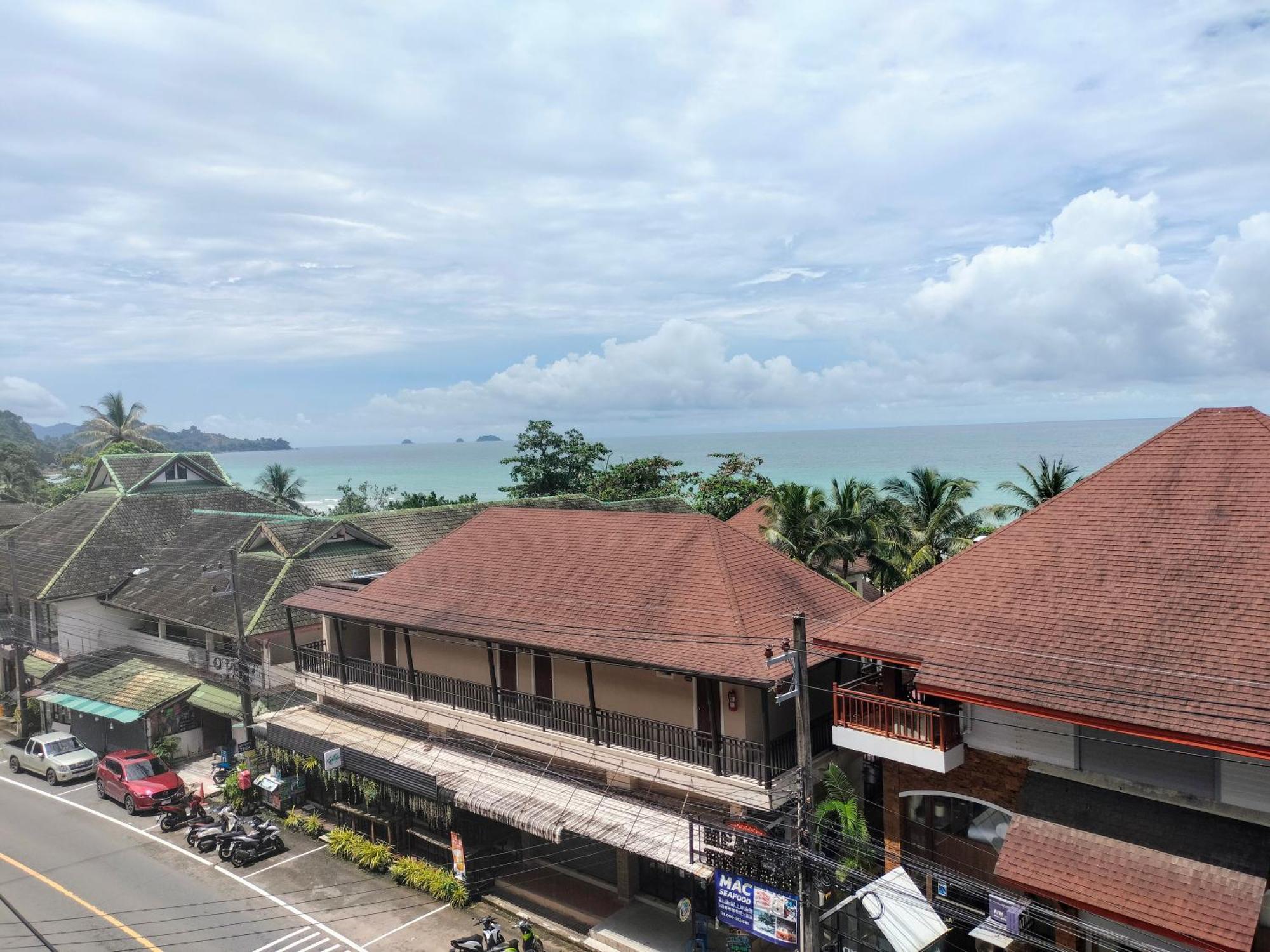 Baan Saikao Plaza Hotel & Service Apartment Koh Chang Extérieur photo
