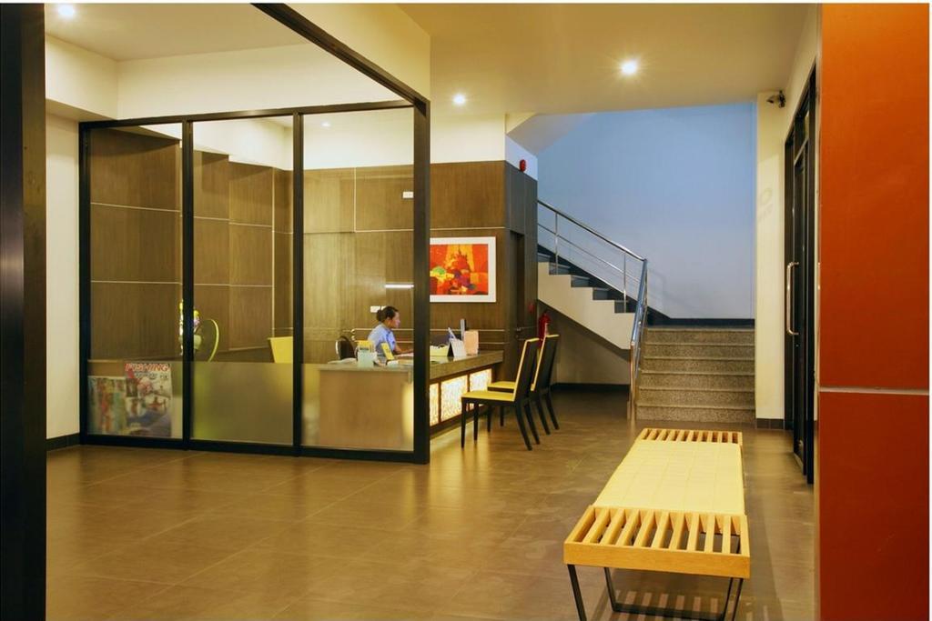 Baan Saikao Plaza Hotel & Service Apartment Koh Chang Extérieur photo